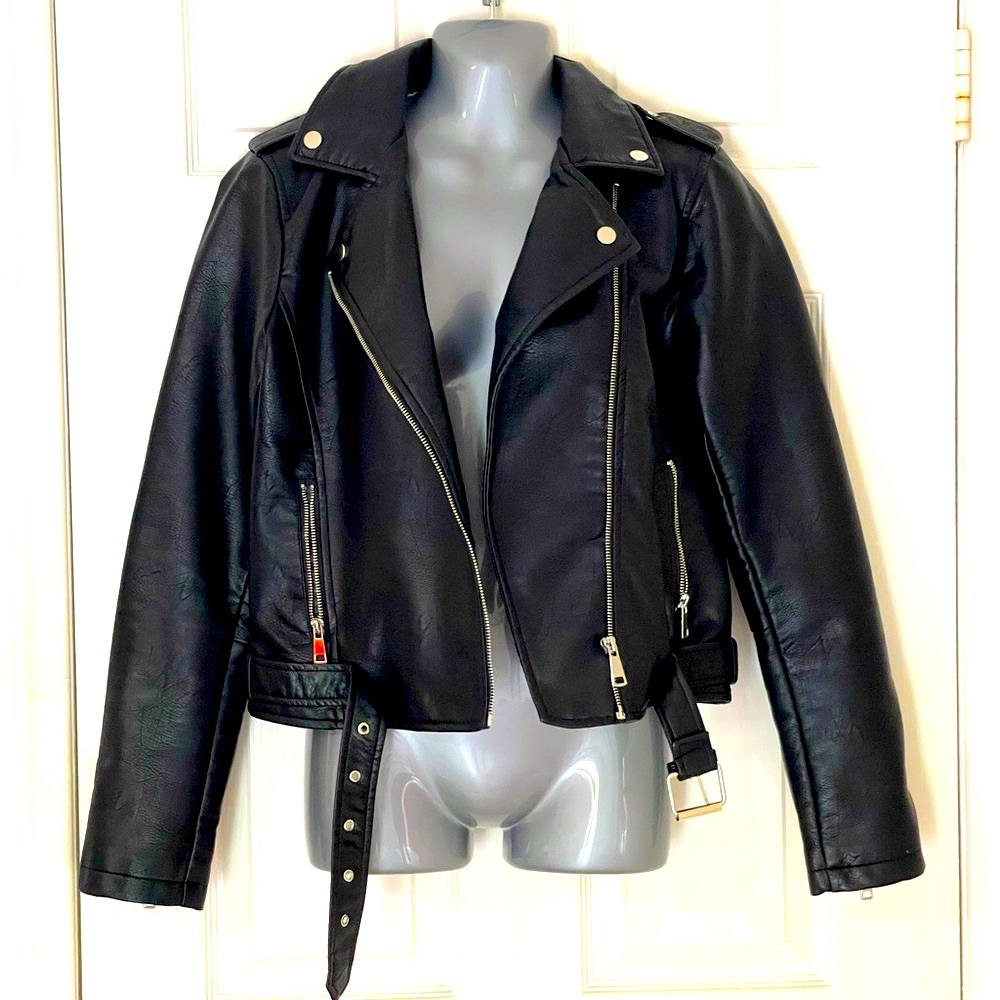 🏆HP ✨NWOT Ci Sono by Cavalini Jacket✨